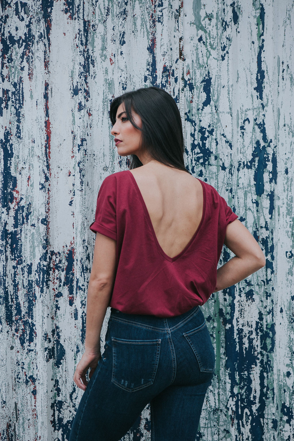 Deep V  vino