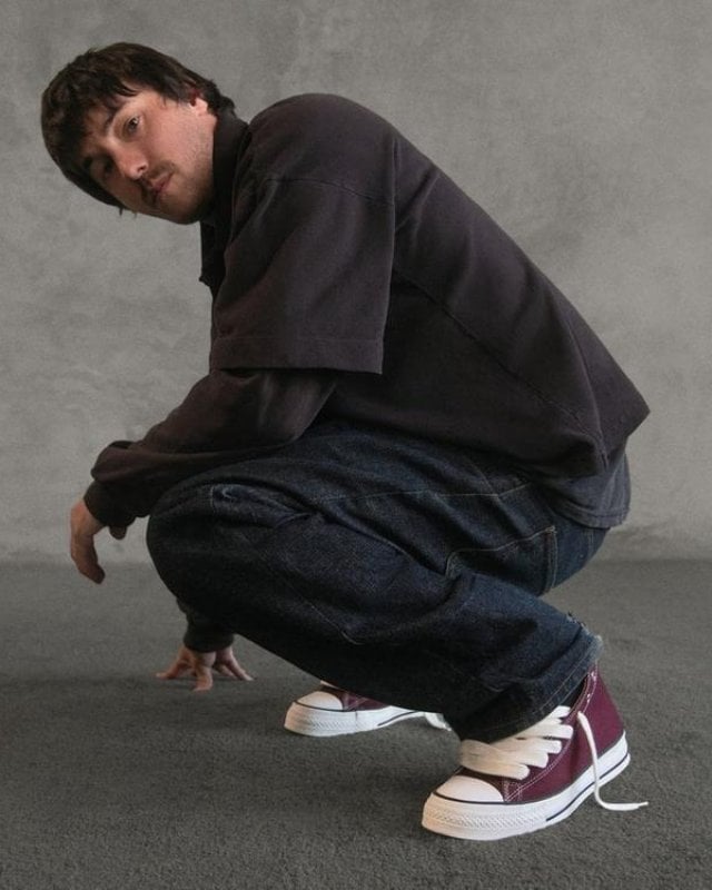 Converse