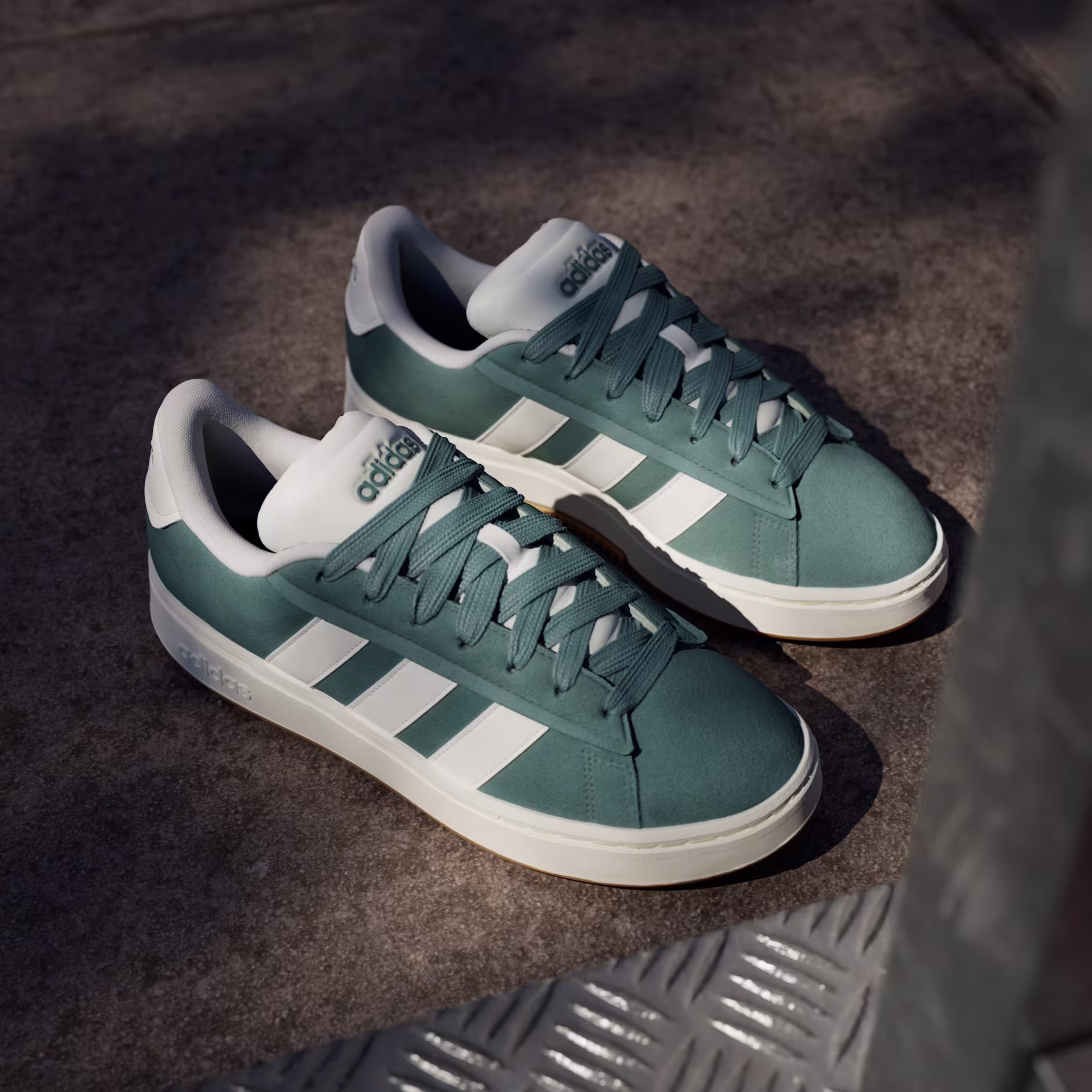 TENIS MASCULINO ADIDAS GRAND COURT – foto 2
