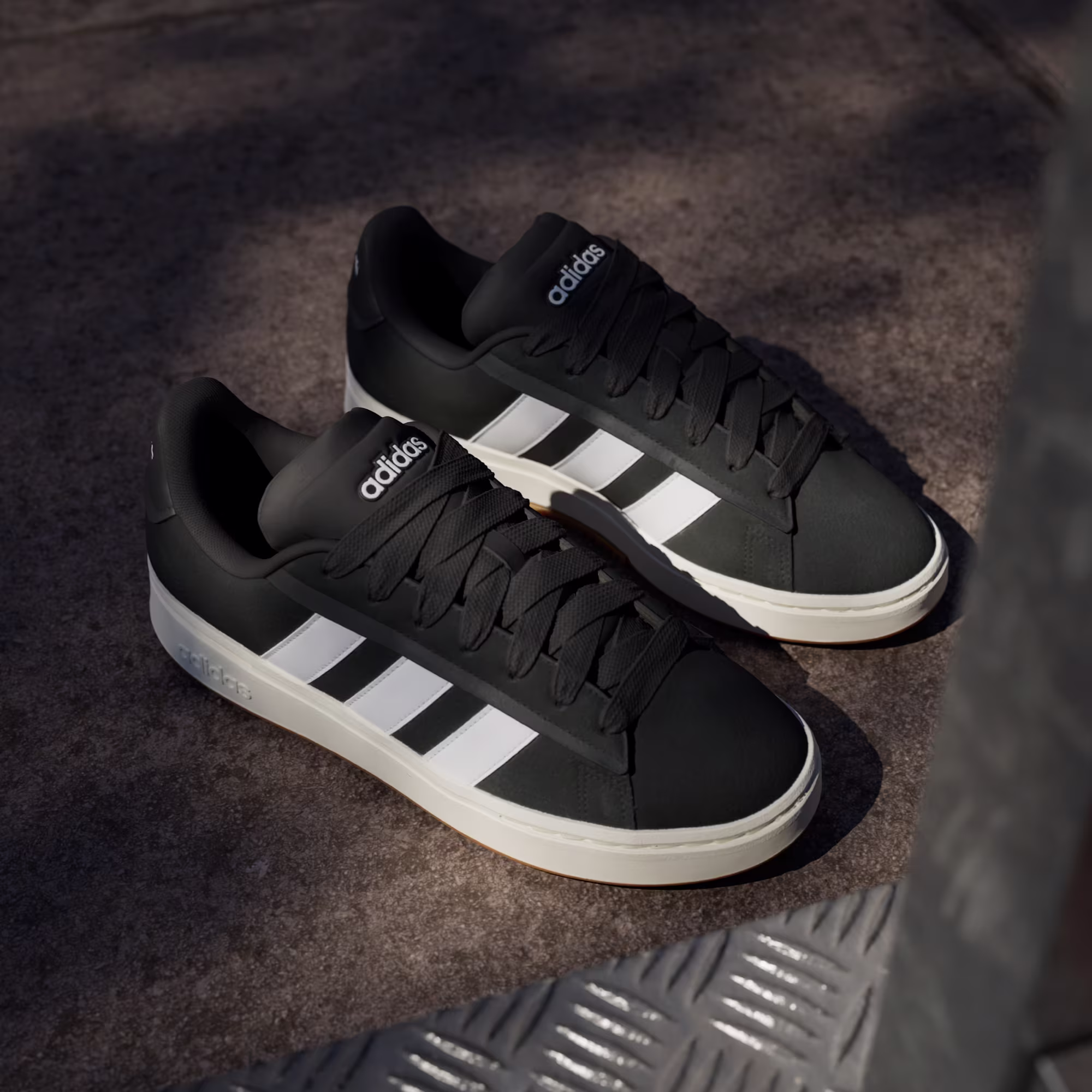 TENIS MASCULINO ADIDAS GRAND COURT – foto 3