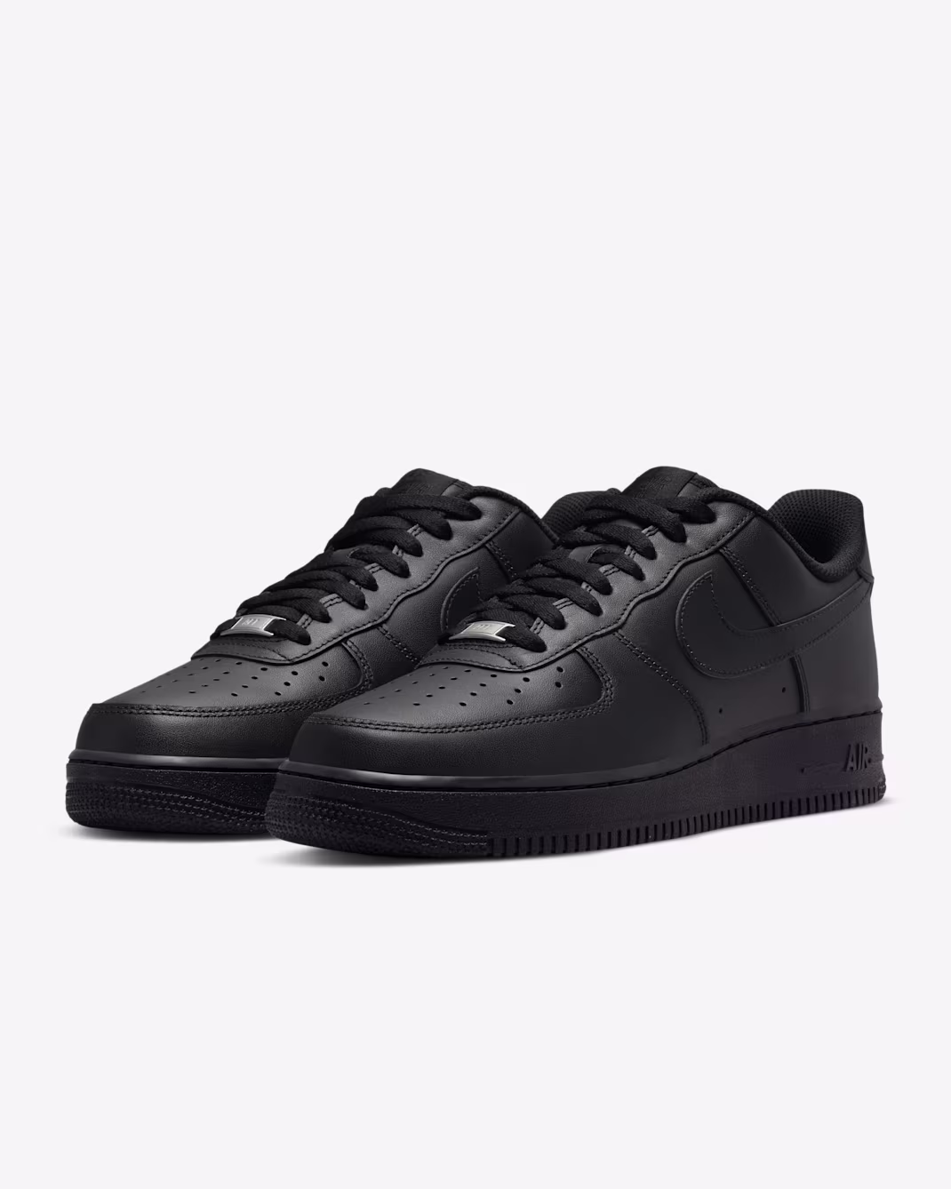 TENIS MASCULINO NIKE AIR FORCE 1 07 LE – foto 3