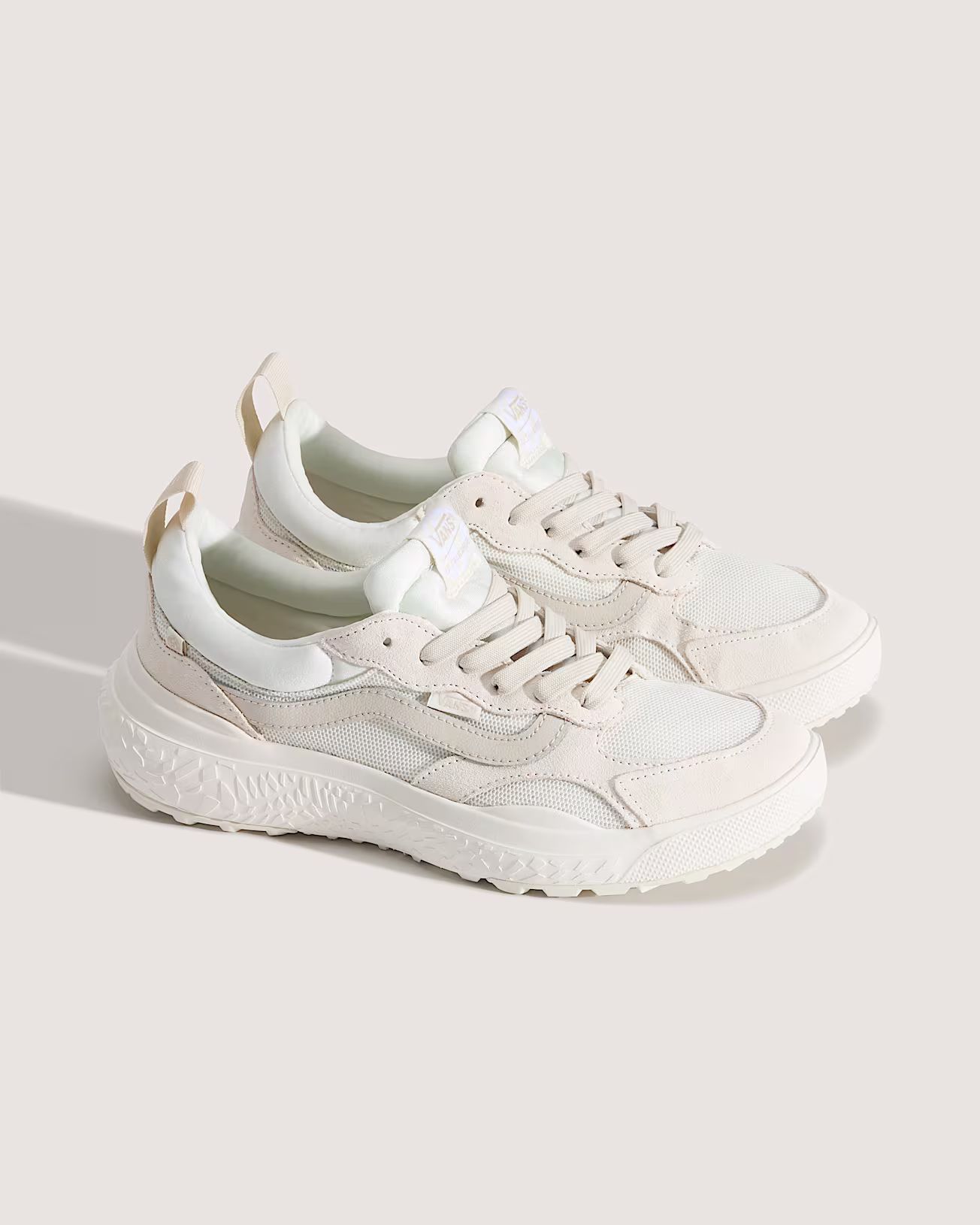 TENIS UNISEX VANS ULTRARANGE NEO VR3