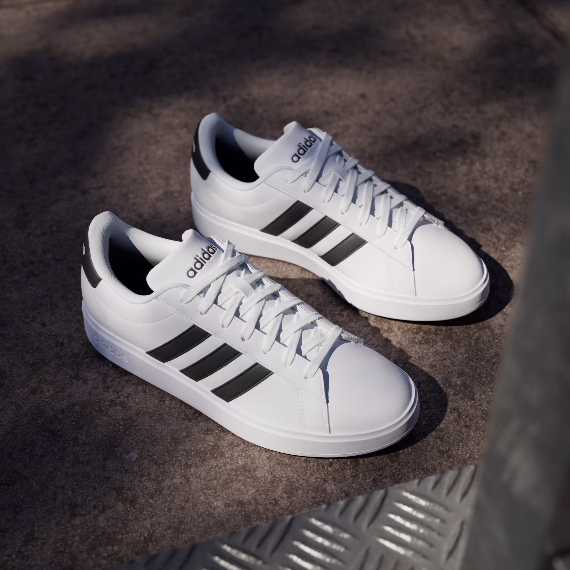 TENIS FEMENINO ADIDAS GRAND COURT 2.0 – foto 3