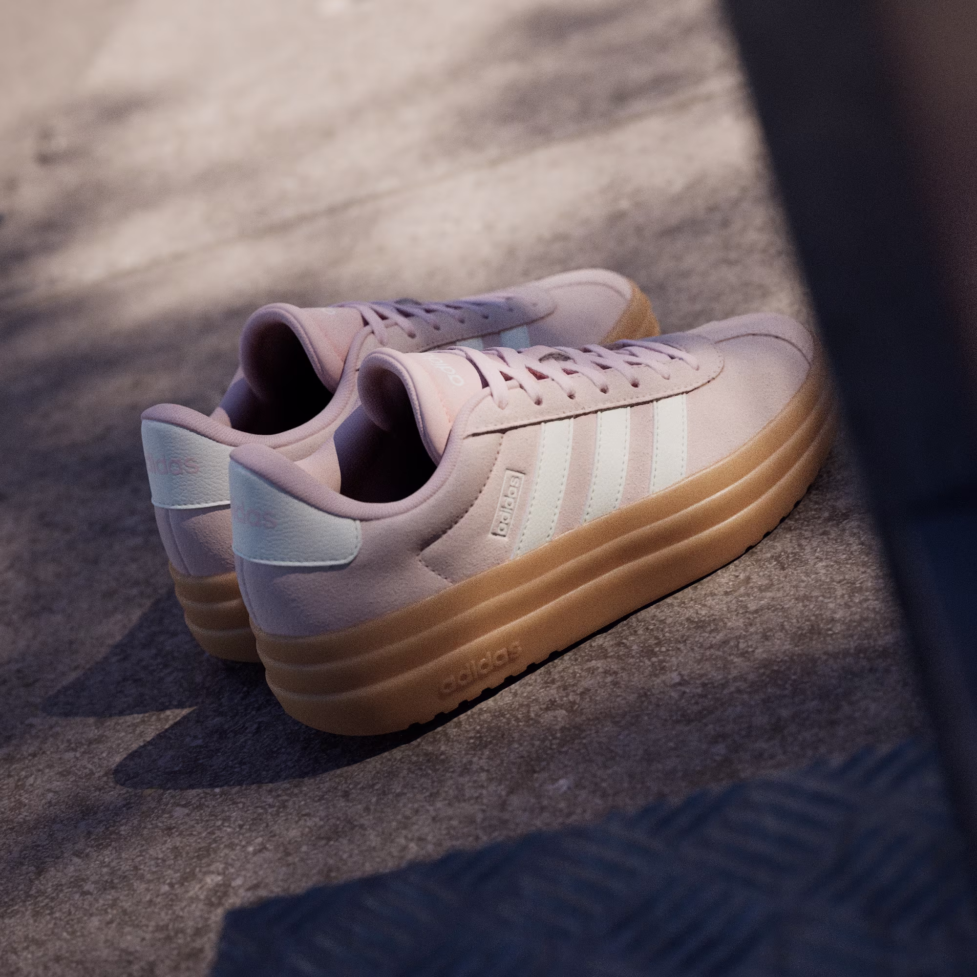 TENIS FEMENINO ADIDAS VL COURT BOLD – foto 4