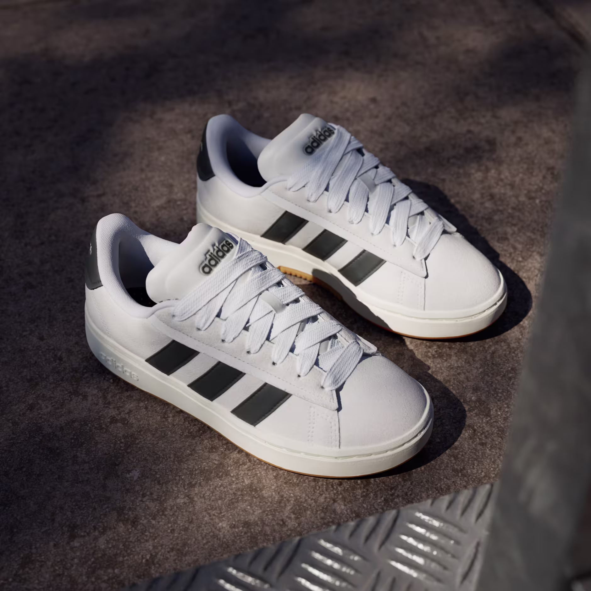 TENIS FEMENINO ADIDAS GRAND COURT