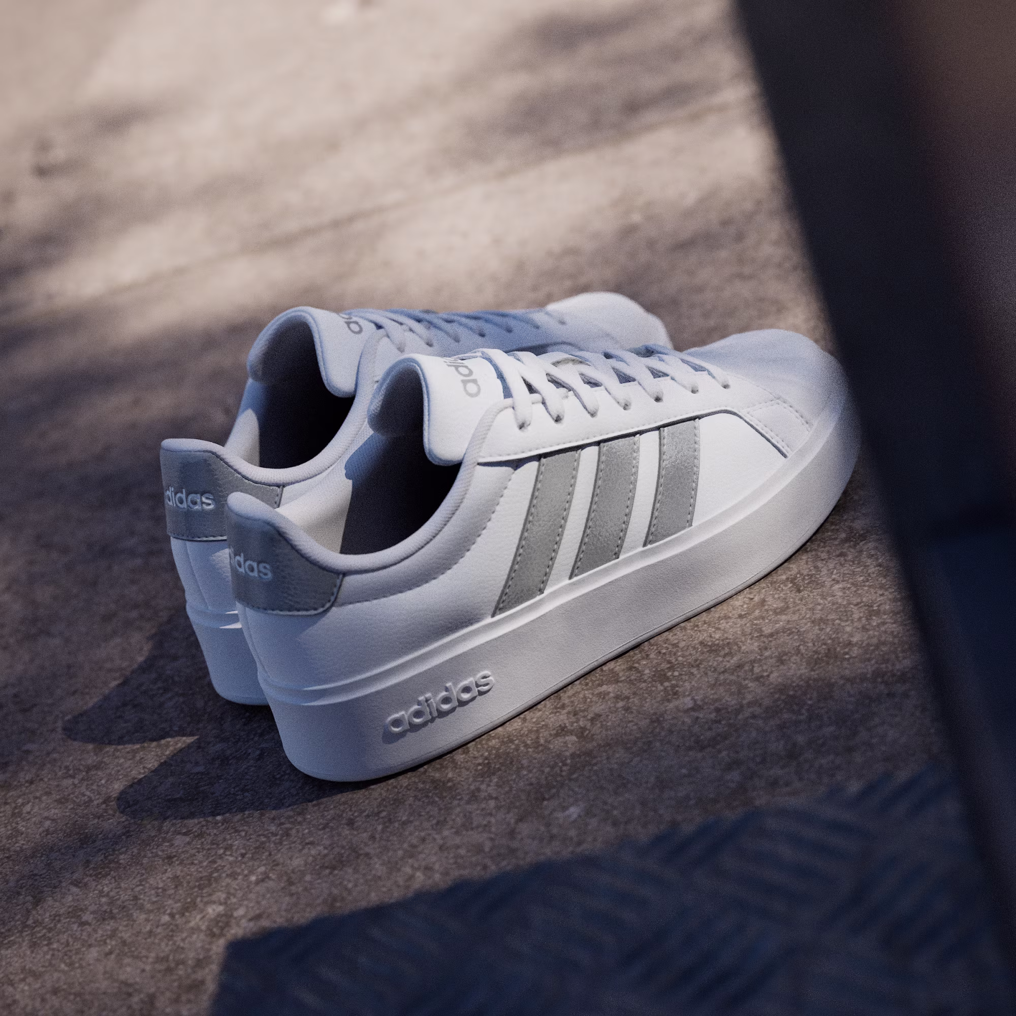 TENIS FEMENINO ADIDAS STREETTALK BOLD – foto 5