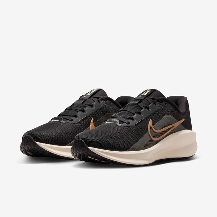 Cachos: TENIS FEMENINO NIKE NIKE DOWNSHIFTER 13