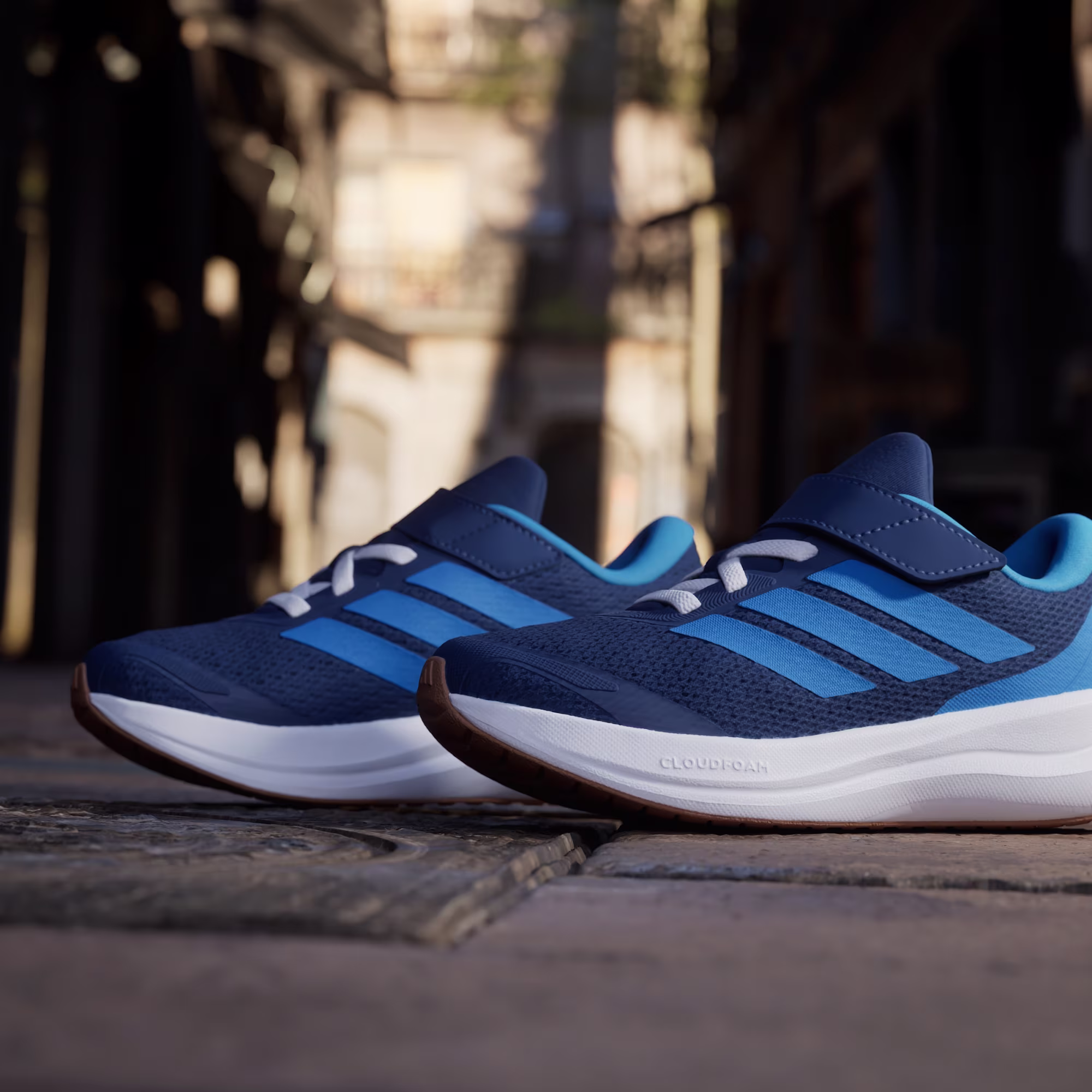 TENIS NIÑO(A) ADIDAS RUNFALCON 6 – foto 8