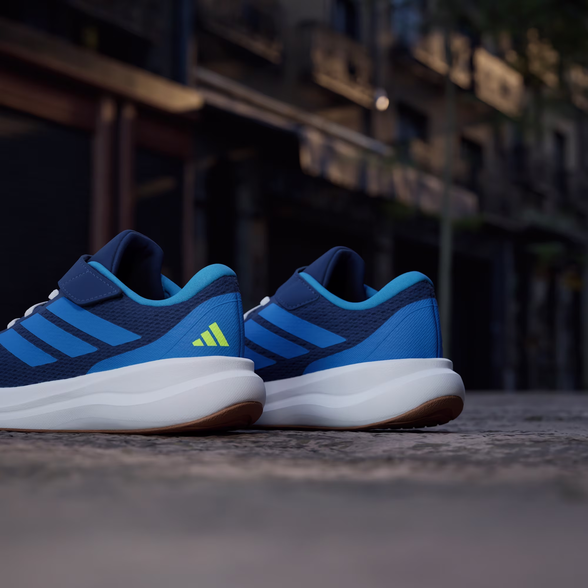 TENIS NIÑO(A) ADIDAS RUNFALCON 6 – foto 9