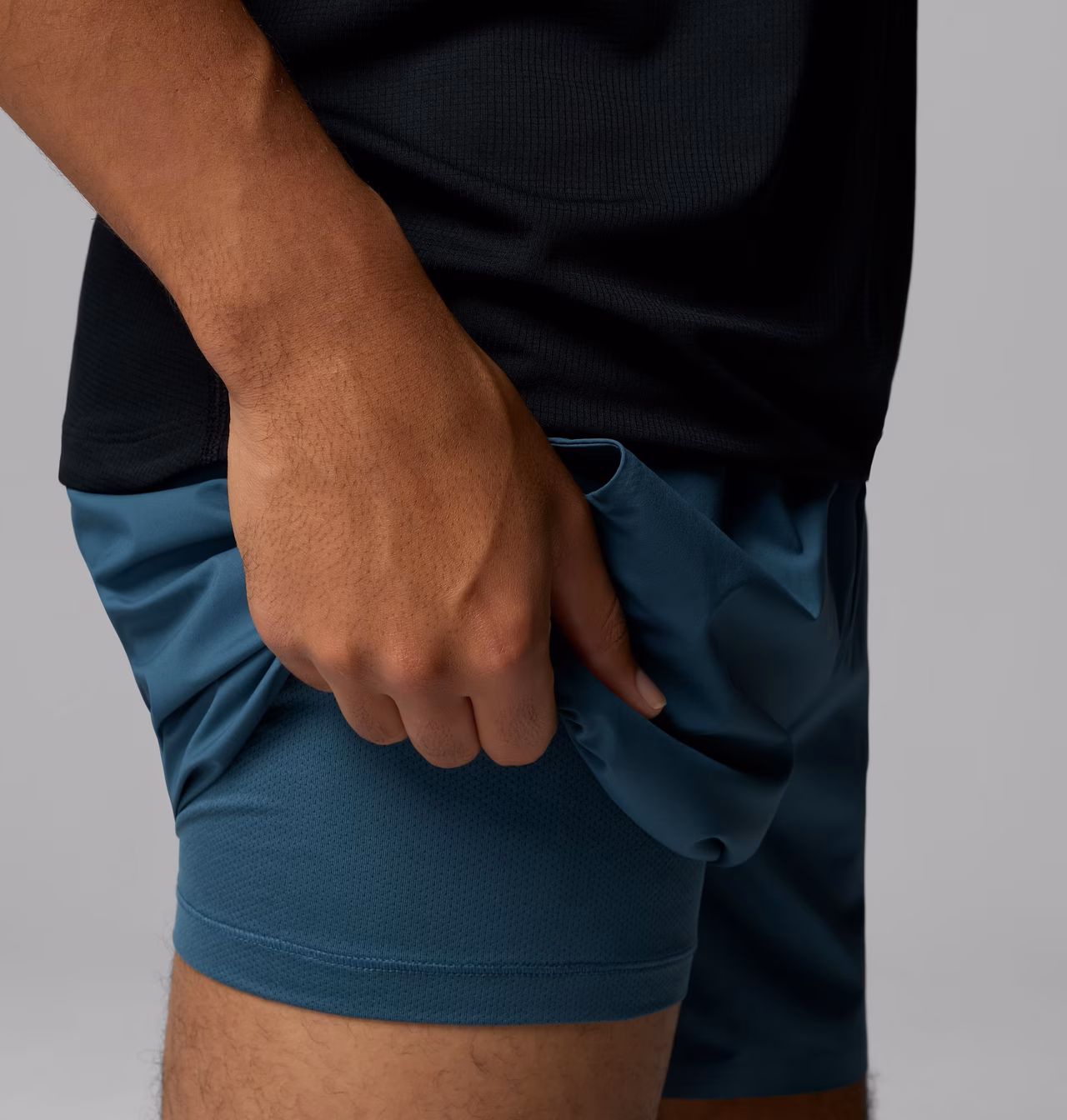 SHORT MASCULINO COLUMBIA STEALTH SPRING LINED – foto 7