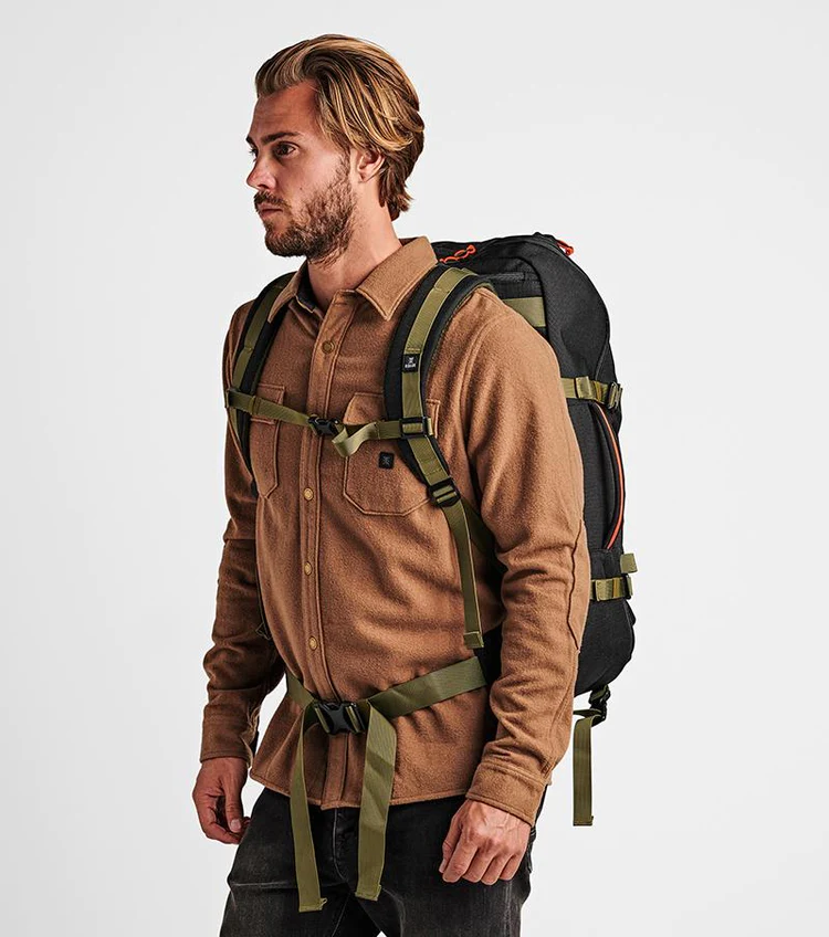 MALETIN MASCULINO ROARK 5 DAY MULE 55L – foto 10