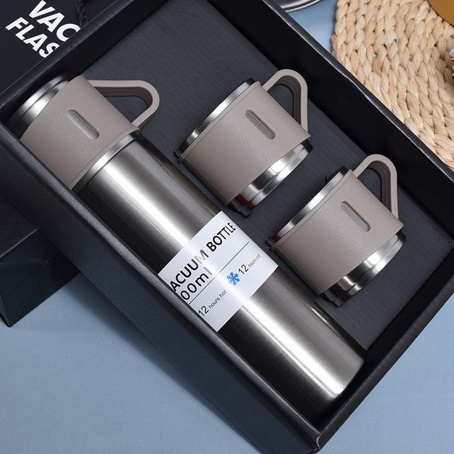 SET BOTELLA CON TAZAS ARENA
