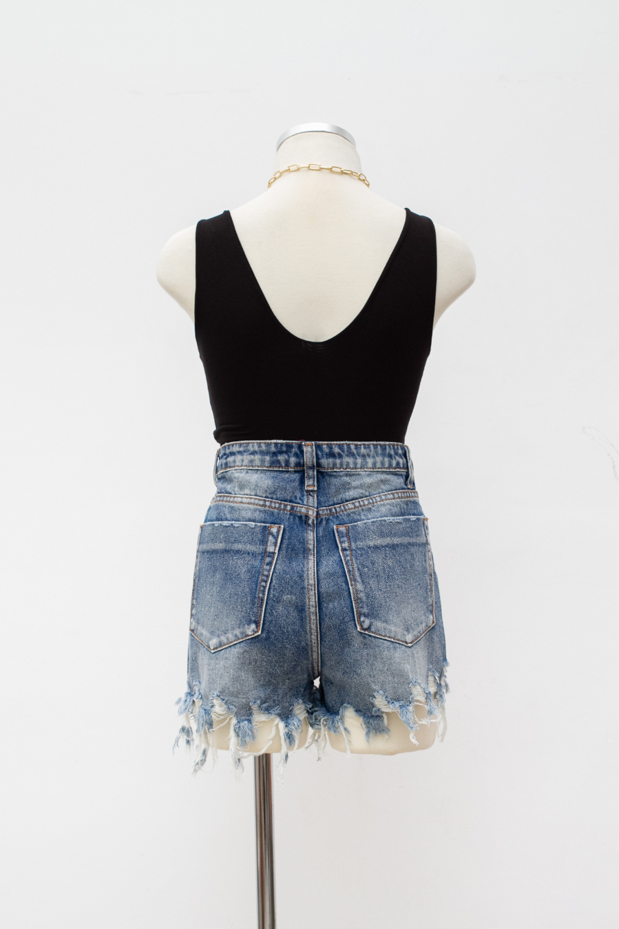 Blusa Sagrada Tease V Crop Onyx – foto 2