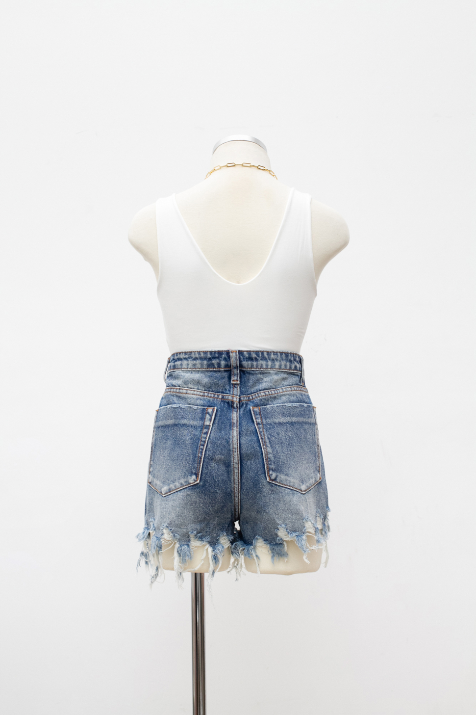 Blusa Sagrada Tease V Crop White Moonstone – foto 2