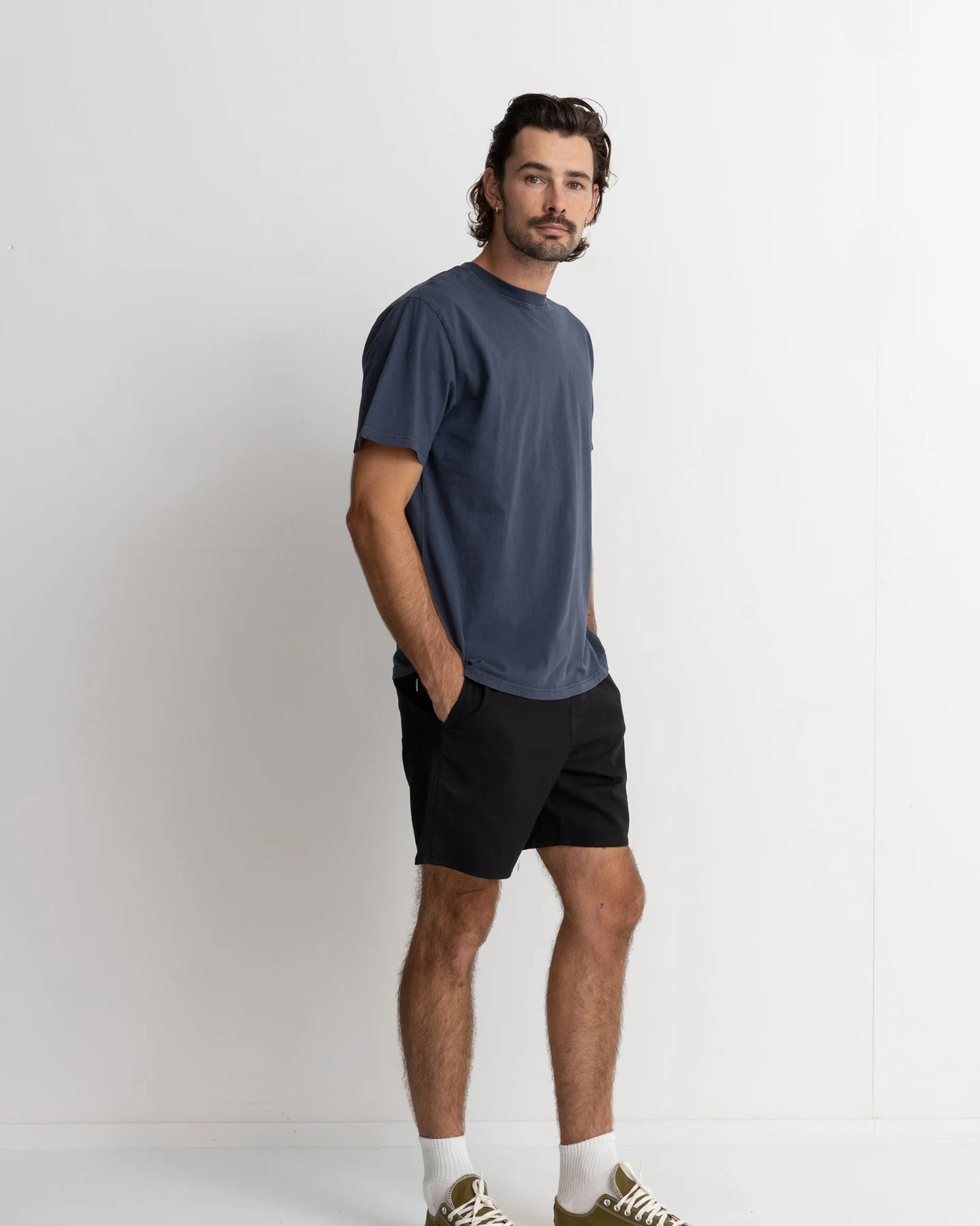 Short Rhythm Classic Linen Vintage Black
