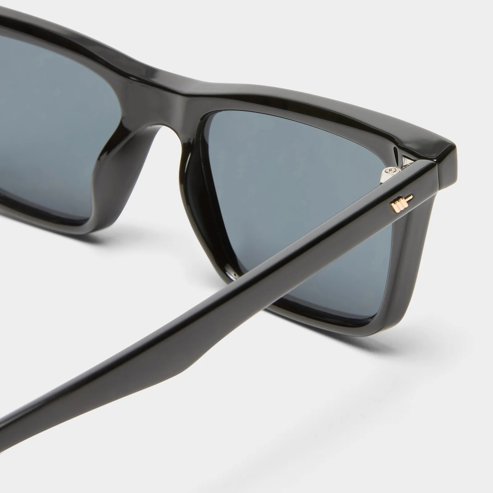Lentes Le Specs Broski Black Smoke Mono – foto 3