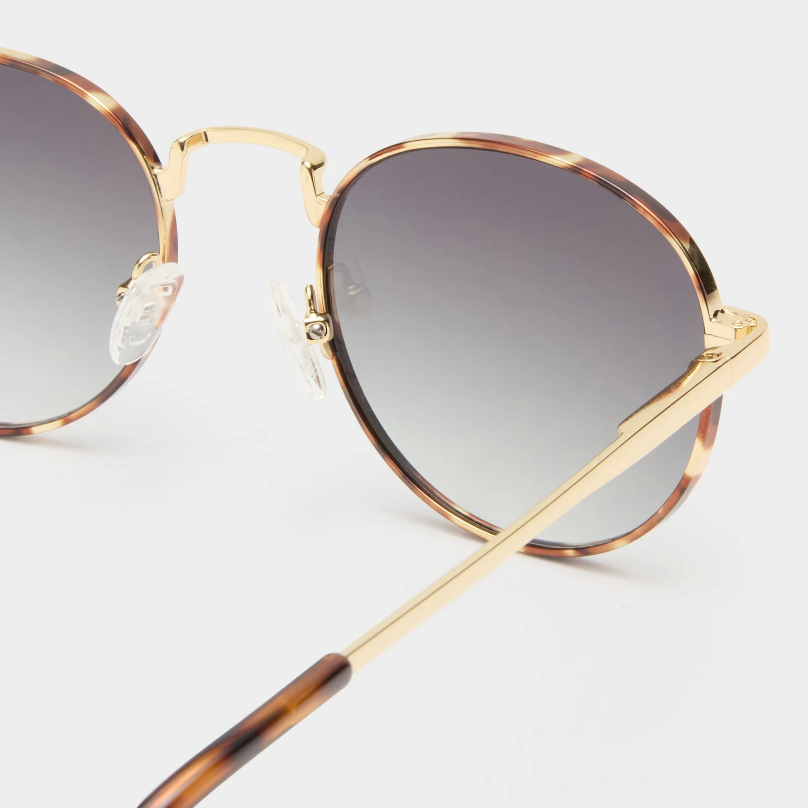 Lentes Le Specs Lost Legacy Gold/Tort – foto 3