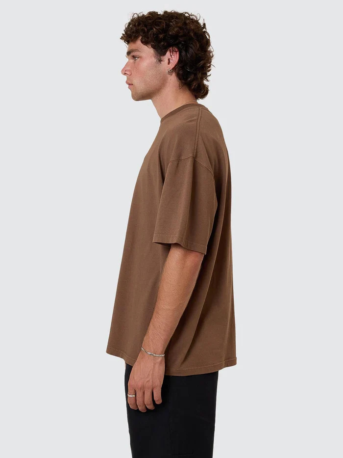 Camiseta Thrills Superior Box Fit Oversize Trader Brown – foto 3