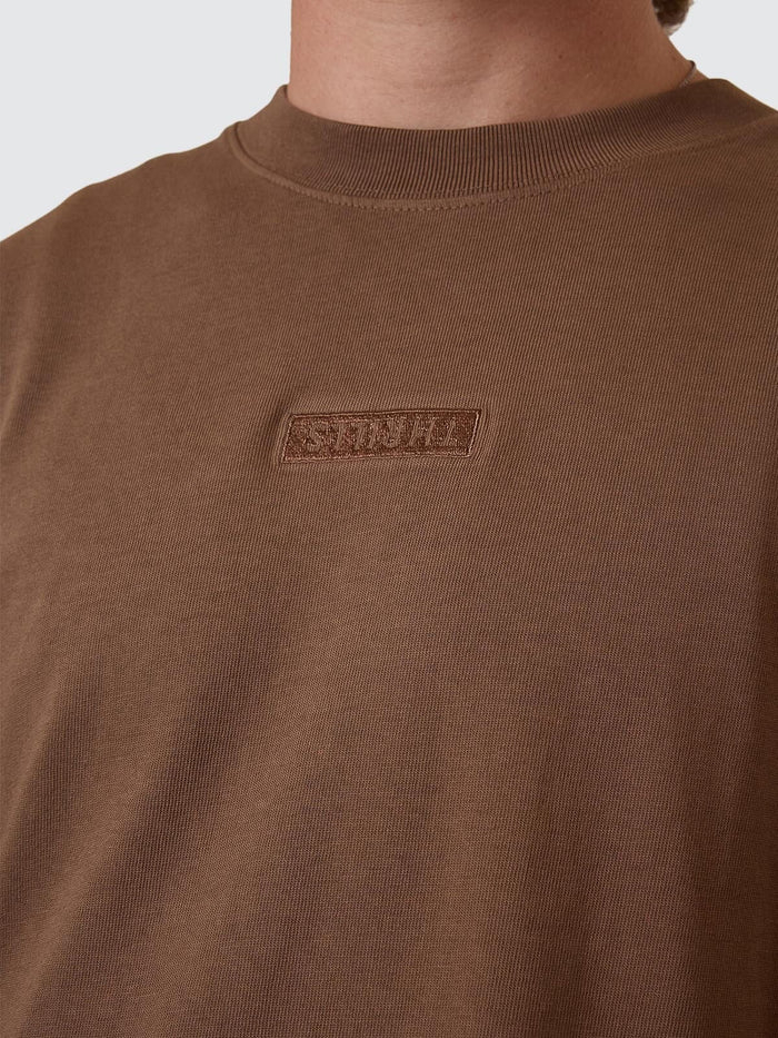 Camiseta Thrills Superior Box Fit Oversize Trader Brown – foto 5