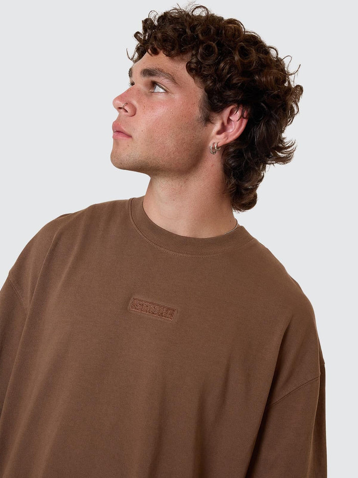 Camiseta Thrills Superior Box Fit Oversize Trader Brown – foto 6