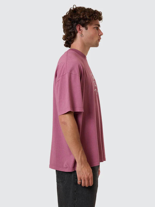 Camiseta Thrills Reality Dreams Box Oversize Delta Berry – foto 4