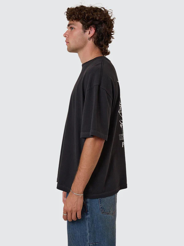 Camiseta Thrills Pure Delusion Box Oversize Cropped Faded Black – foto 4