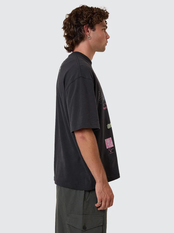 Camiseta Thrills Transmission Box Oversize Cropped Washed Black – foto 3
