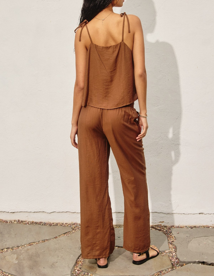 Blusa Tie Shoulder Cami Brown – foto 2