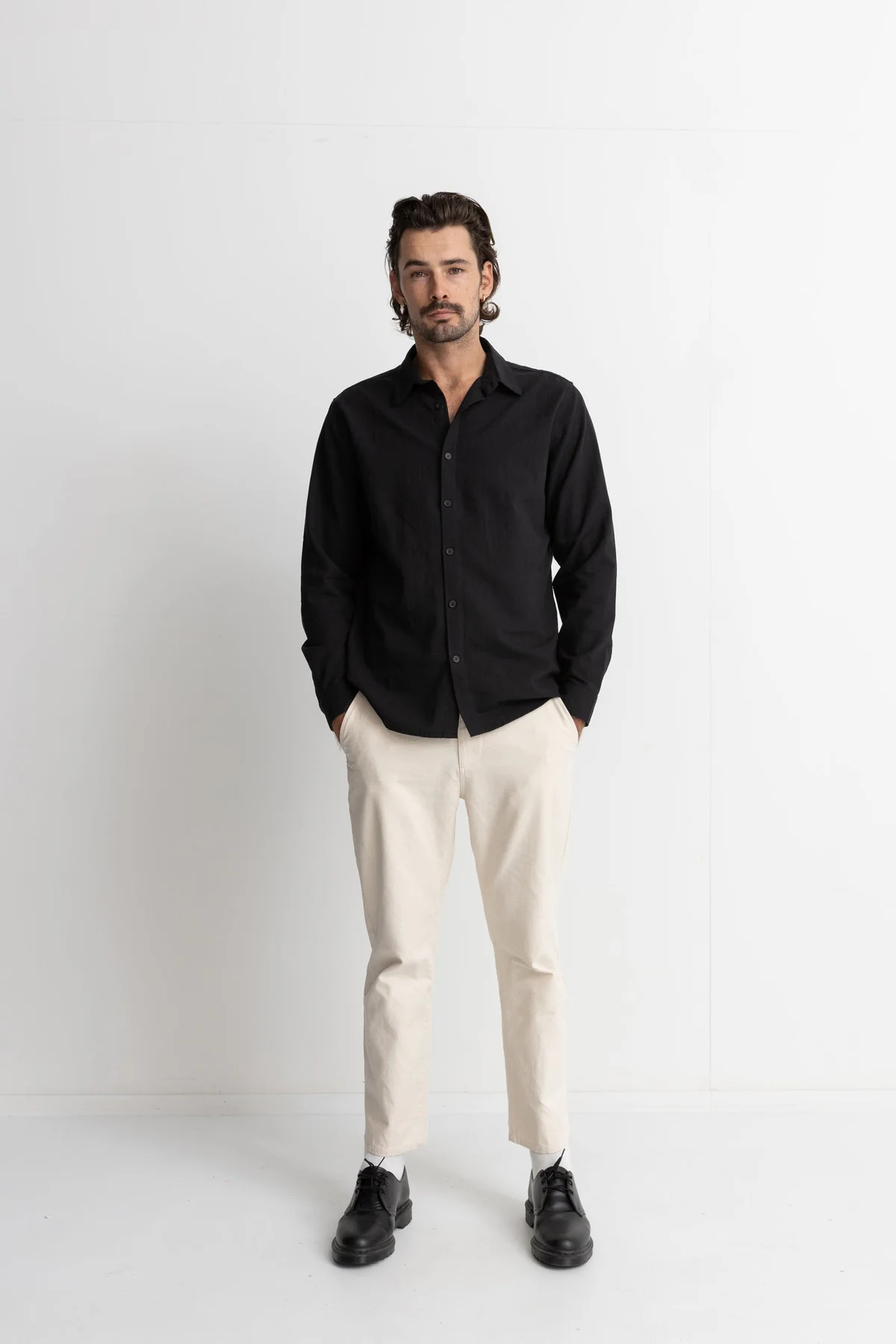 Camisa M/L Rhythm Classic Linen Vintage Black – foto 4