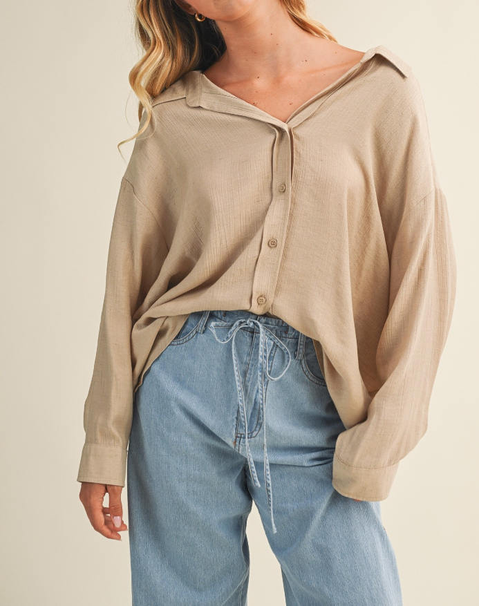 Blusa Crinkled Button Down Taupe – foto 1