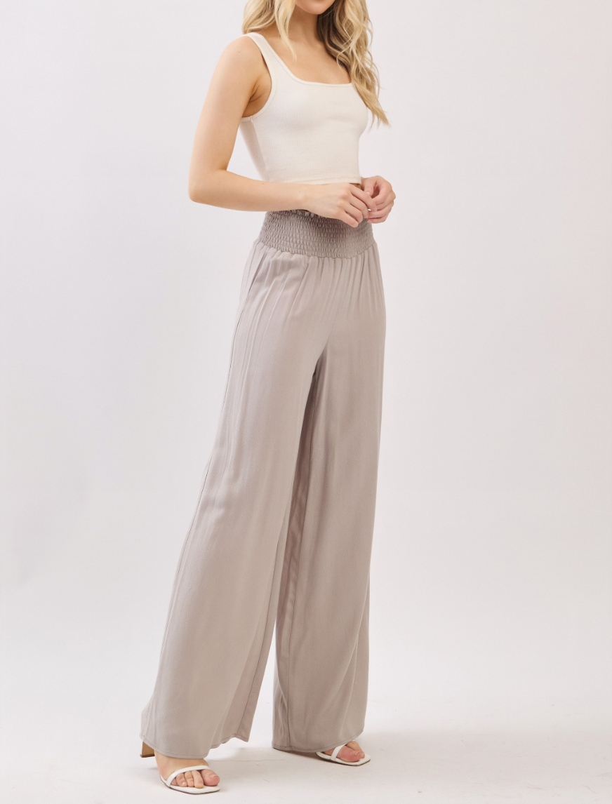 Pantalon Wide Leg Smocked Waist Cement – foto 4