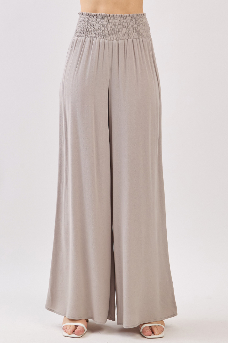 Pantalon Wide Leg Smocked Waist Cement – foto 5