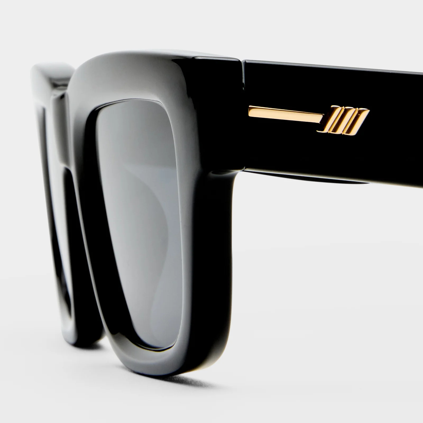 Lentes Le Specs Le Castle Black / Smoke Mono Polarized – foto 3