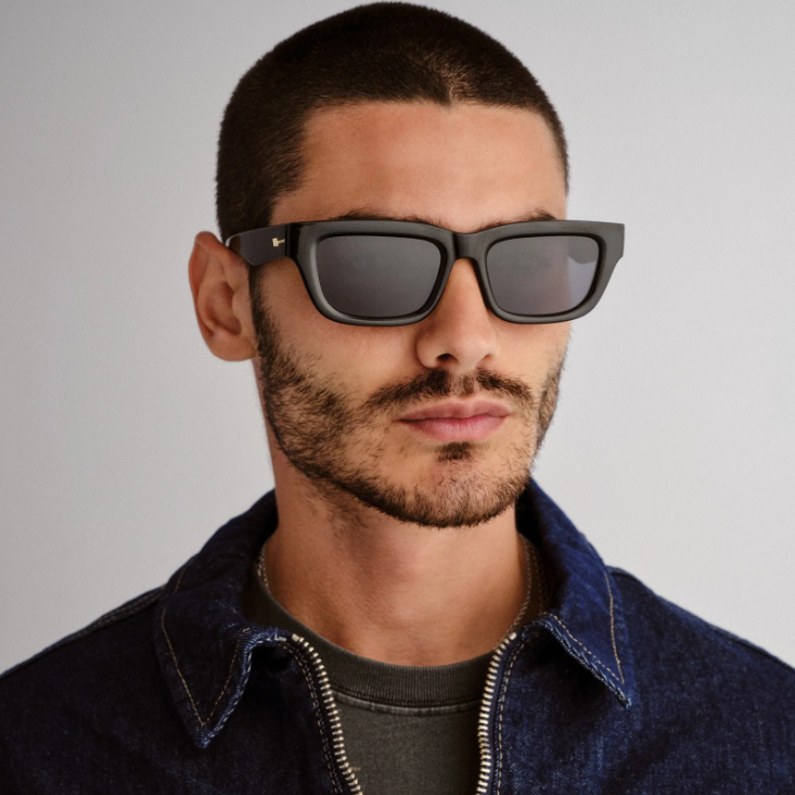 Lentes Le Specs Le Castle Black / Smoke Mono Polarized – foto 6