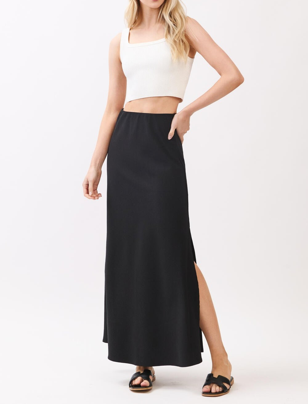Enagua Bias Maxi Side Slit Black
