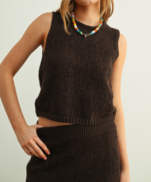 Blusa Crochet Knit Tassel Hem Crop Brown