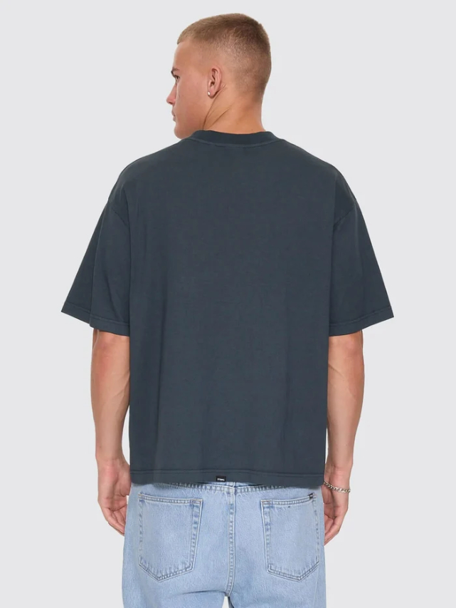 Camiseta Thrills Stagger Oversize Box Crop Petrol – foto 7