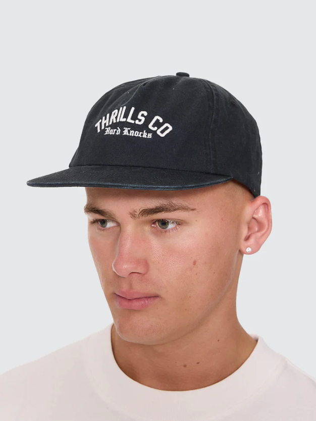 Gorra Thrills Hard Knocks College Black – foto 1