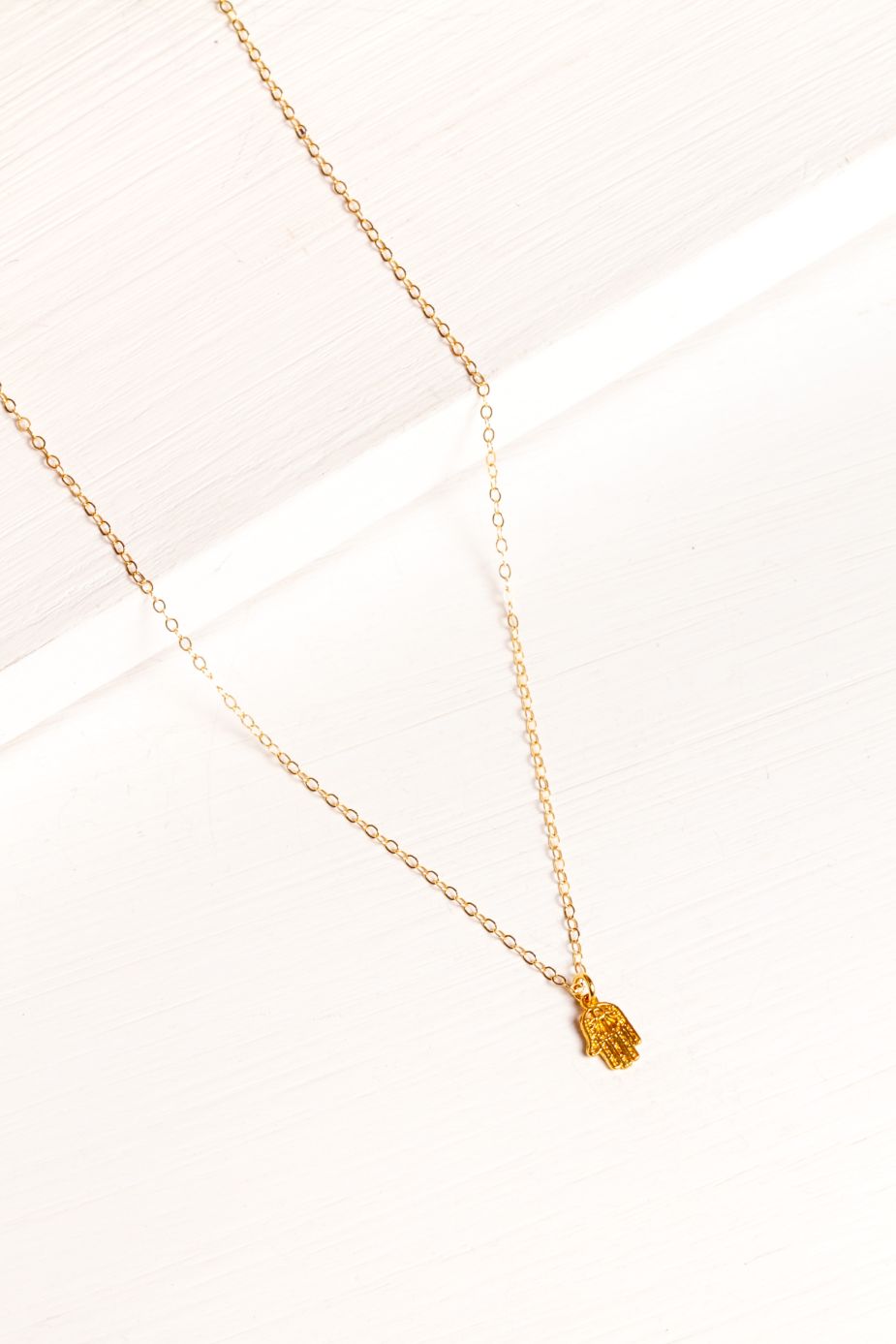 Collar Goldfill Layer Mini Gold Hamsa – foto 1