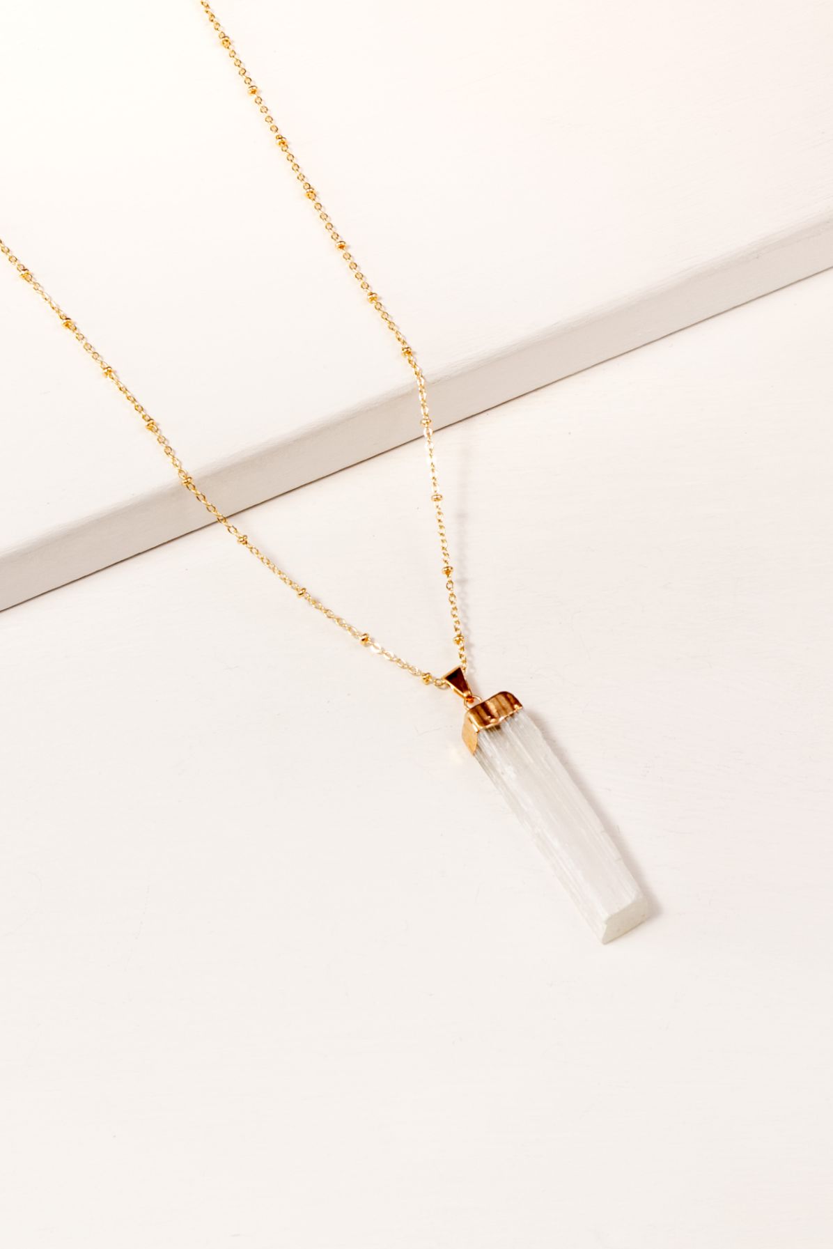 Collar GB Pendant Stone N Gold Selenite – foto 1