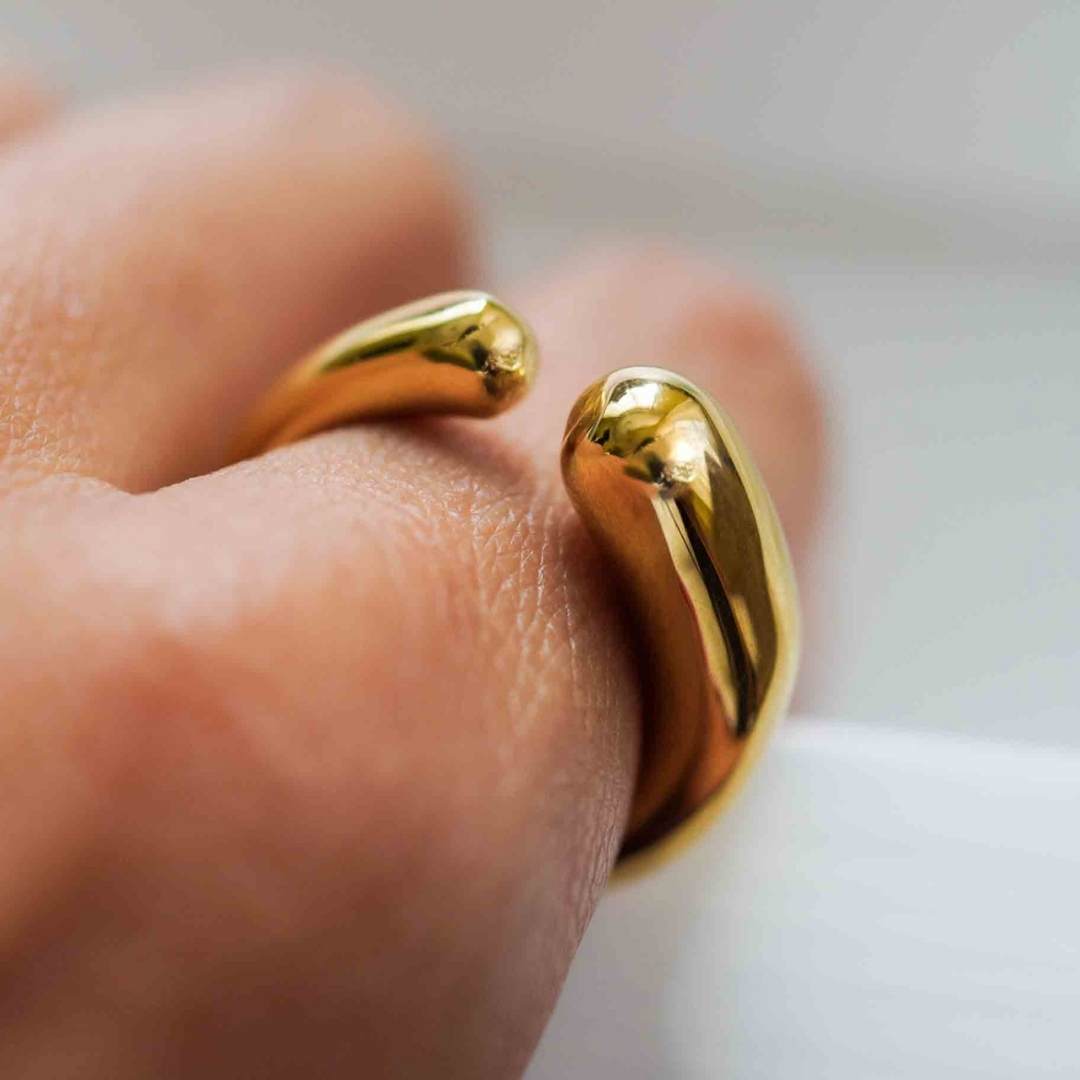 drops of gold ring