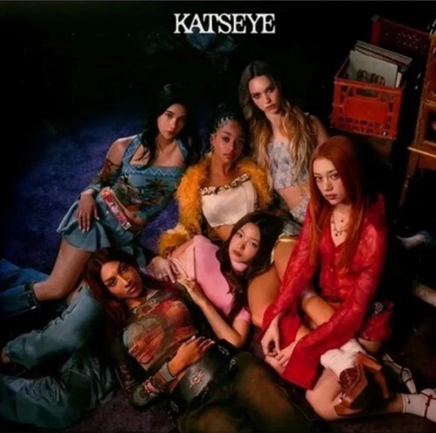 KATSEYE/SIS SOFT IS STRONG COLORED VINTAGE BOTTLE 12" EP (VINYL) – foto 1